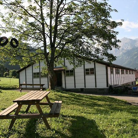 Mountain Lodge Backpackercamp Gutenbrunnenstrasse 6 Lenk im Simmental Exterior foto